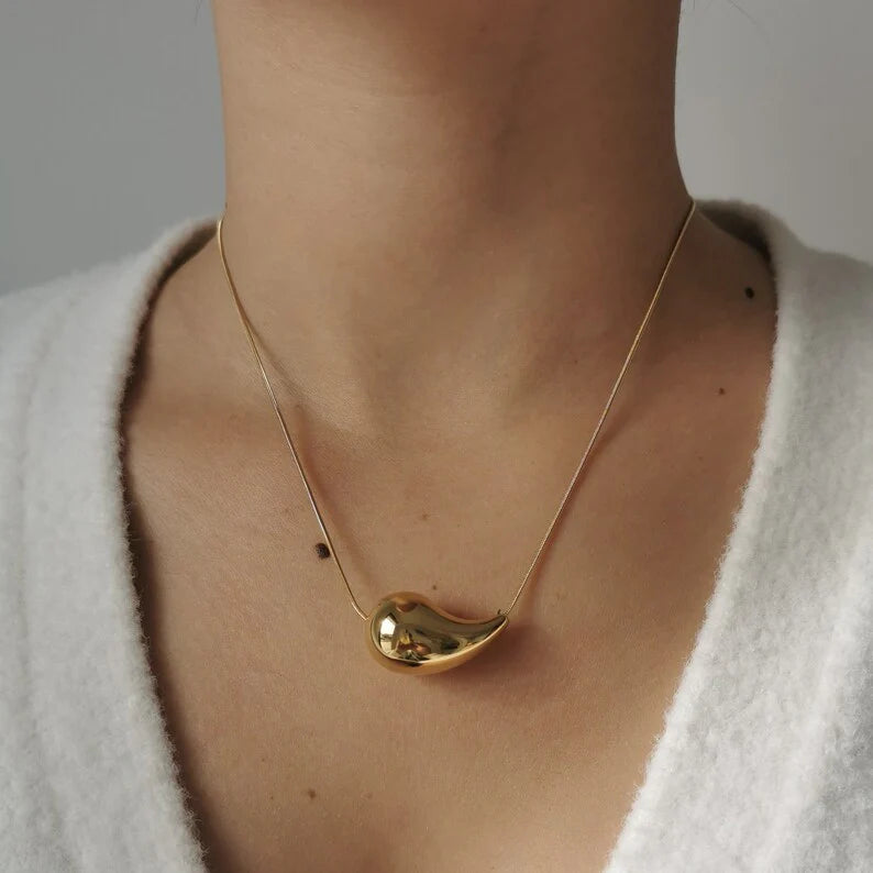 Tear Drop Neckpiece