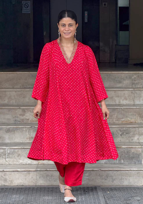 Handmade & Handembroidered Bandhini Silk Kurta set