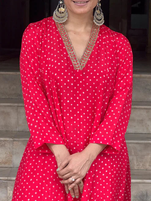 Handmade & Handembroidered Bandhini Silk Kurta set