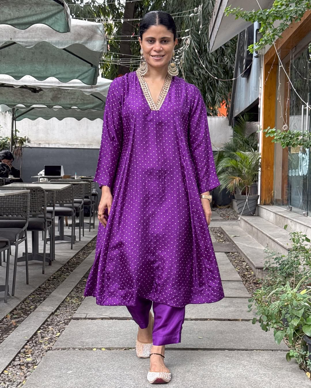 Handmade & Handembroidered Bandhini Silk Kurta set