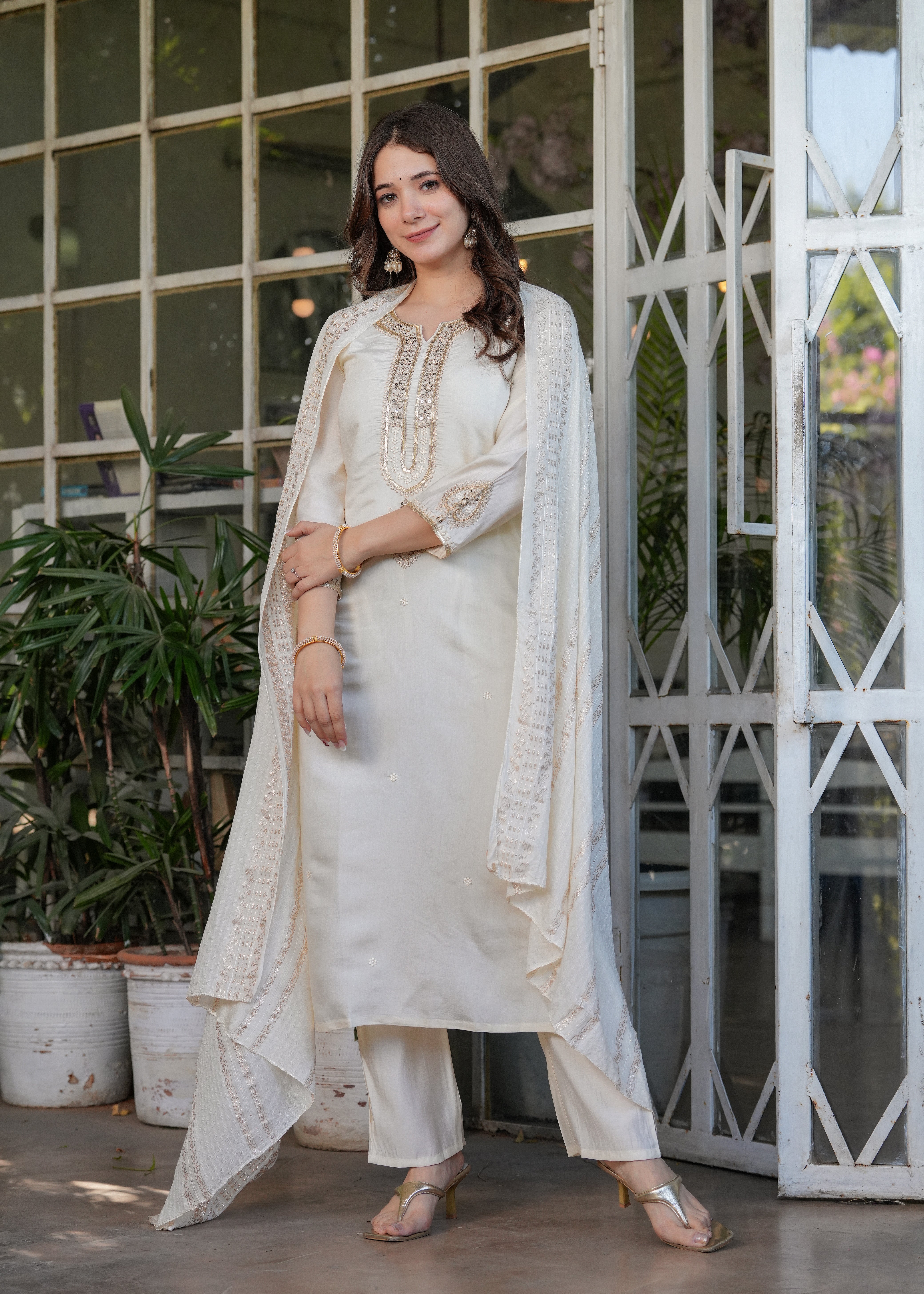 Elegant Off-White Embroidered Kurta Pant Set with Designer Dupatta for Women