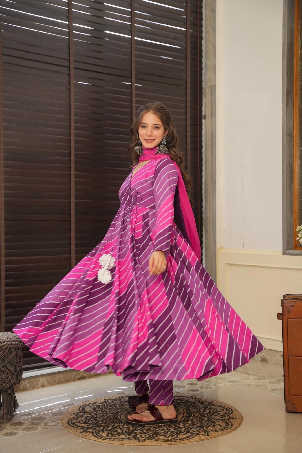 Gayatri leheriya suit set