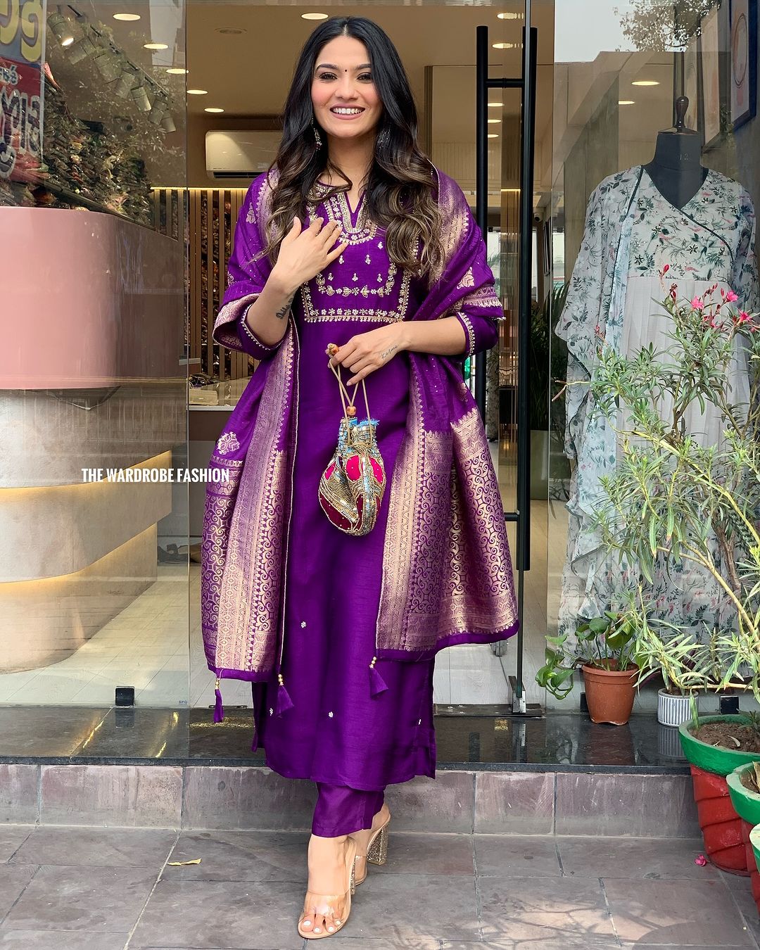 Women Embroidered Straight Kurta Set