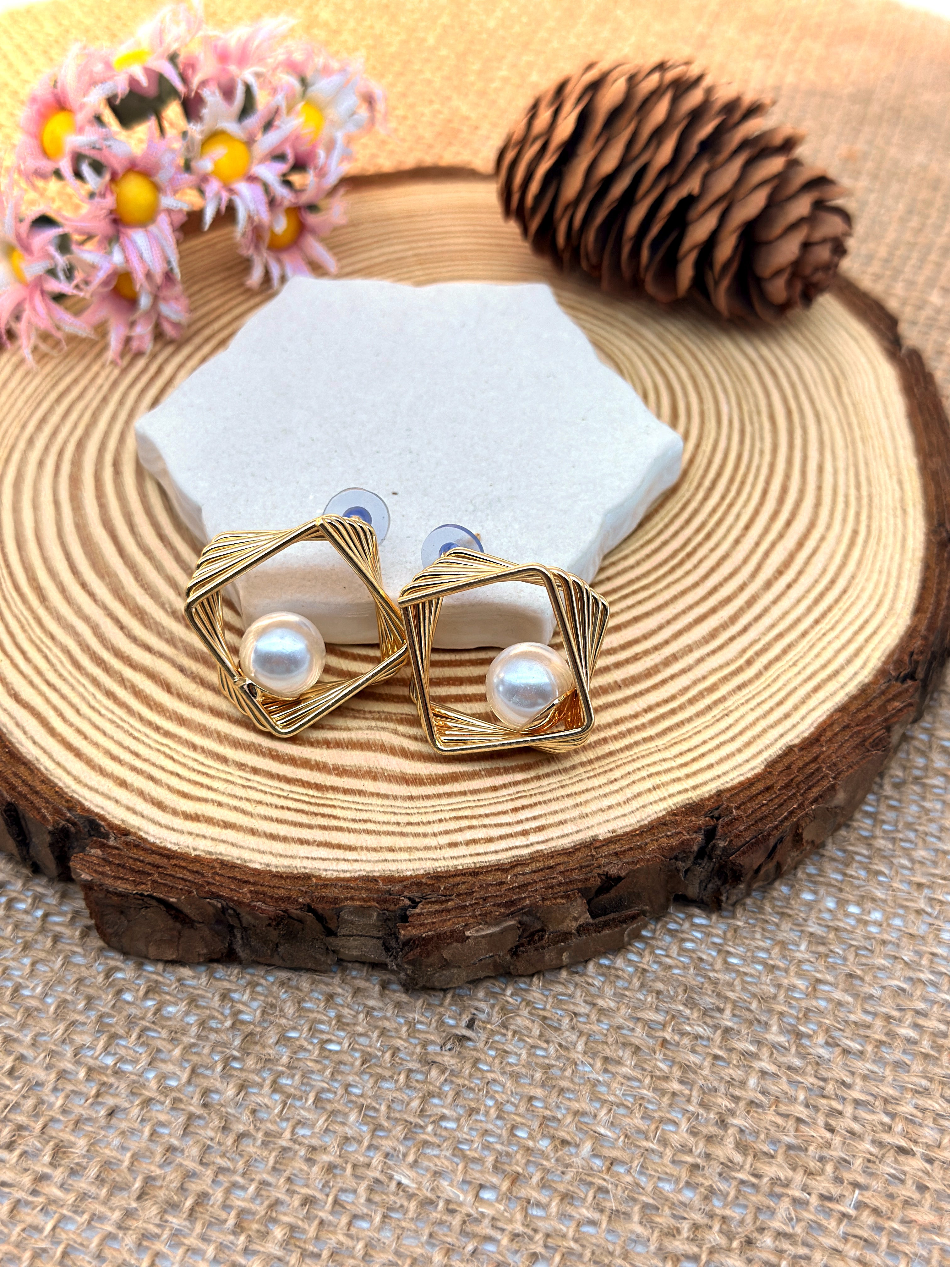 New Trendy Korean Golden Stud Earrings Women Earring Statement Bollywood Girls Pearl