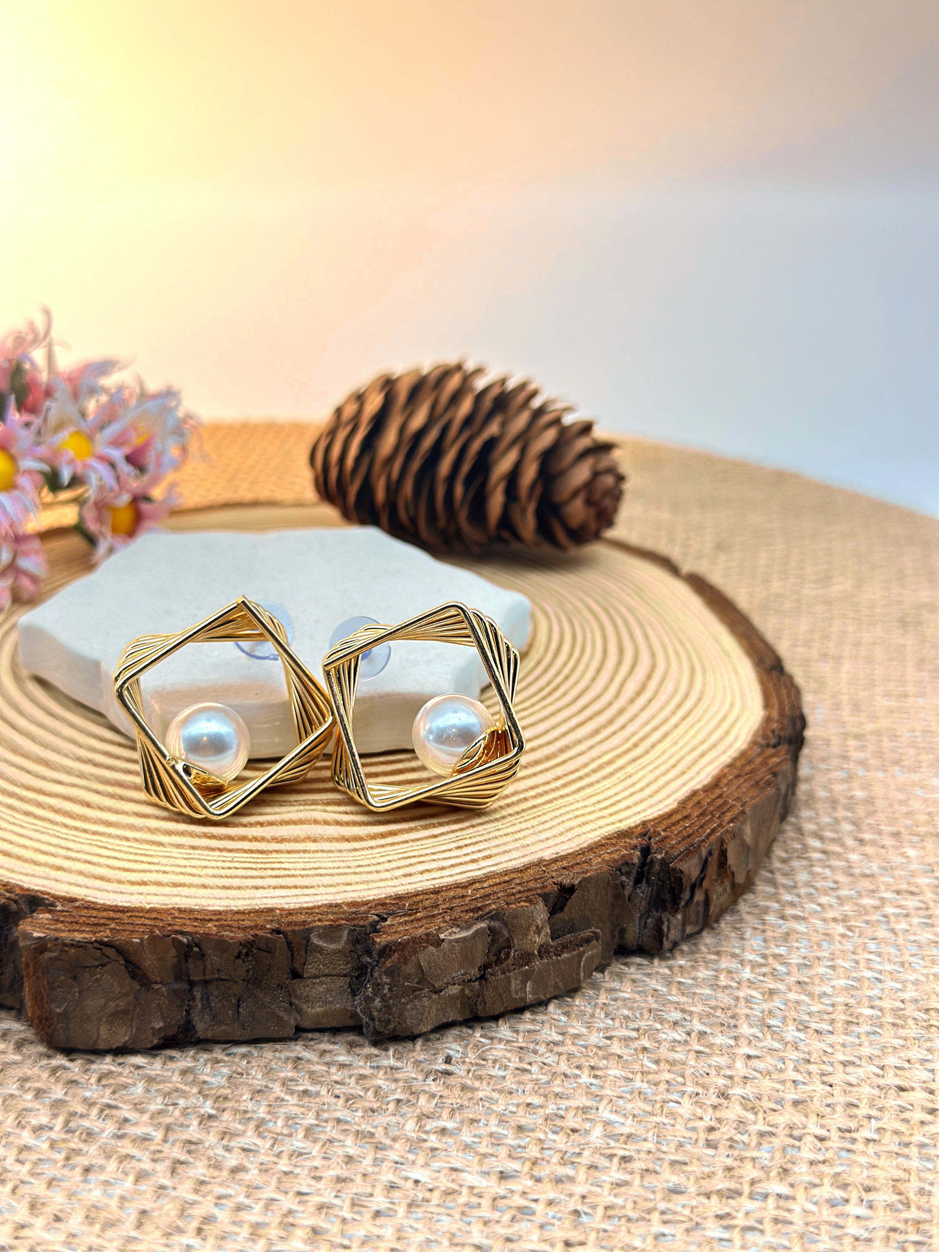 New Trendy Korean Golden Stud Earrings Women Earring Statement Bollywood Girls Pearl