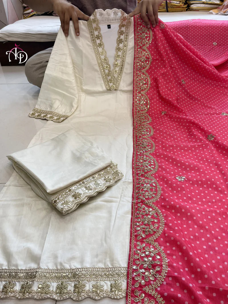 PINK BANDHANI GOTA PATTI SUIT