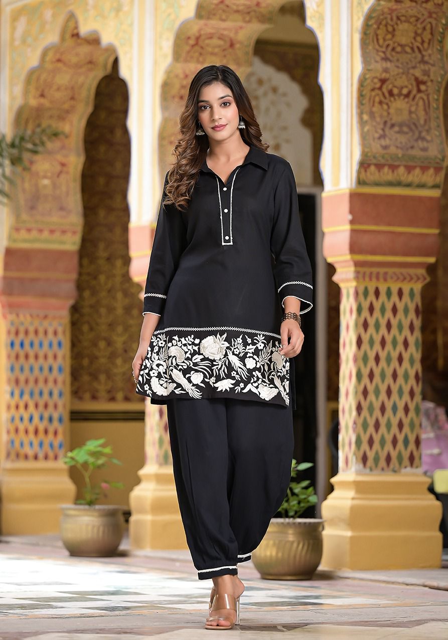 Women Cotton Blend Kurta Salwar Set