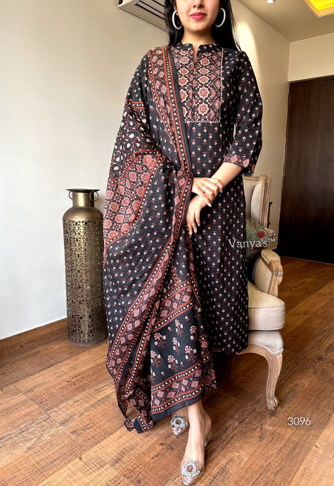 Patola Print Cotton Kurta Set with Kantha Work