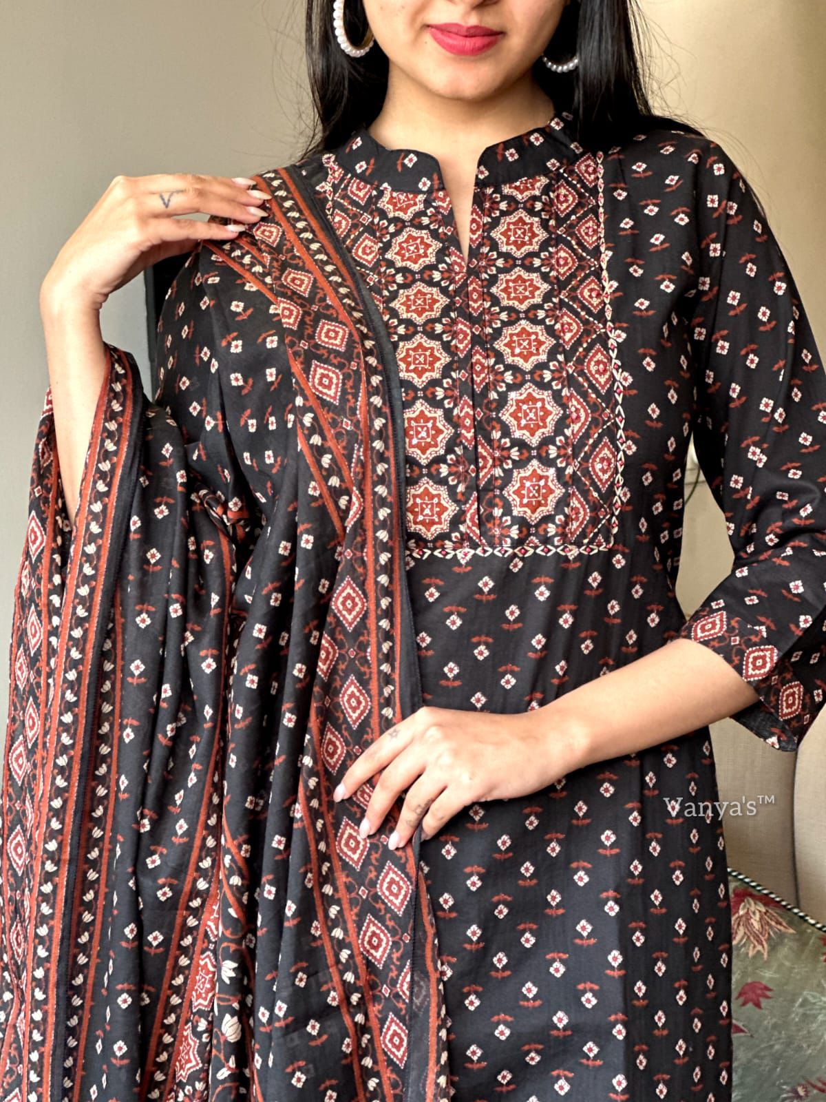 Patola Print Cotton Kurta Set with Kantha Work