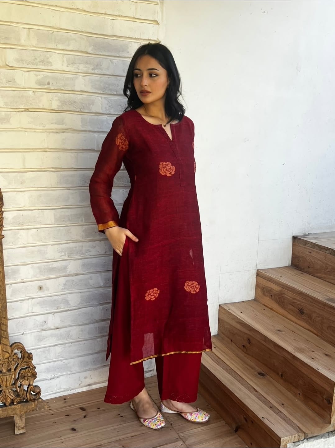 Maroon Kurta Set with Handwoven Border Dupatta