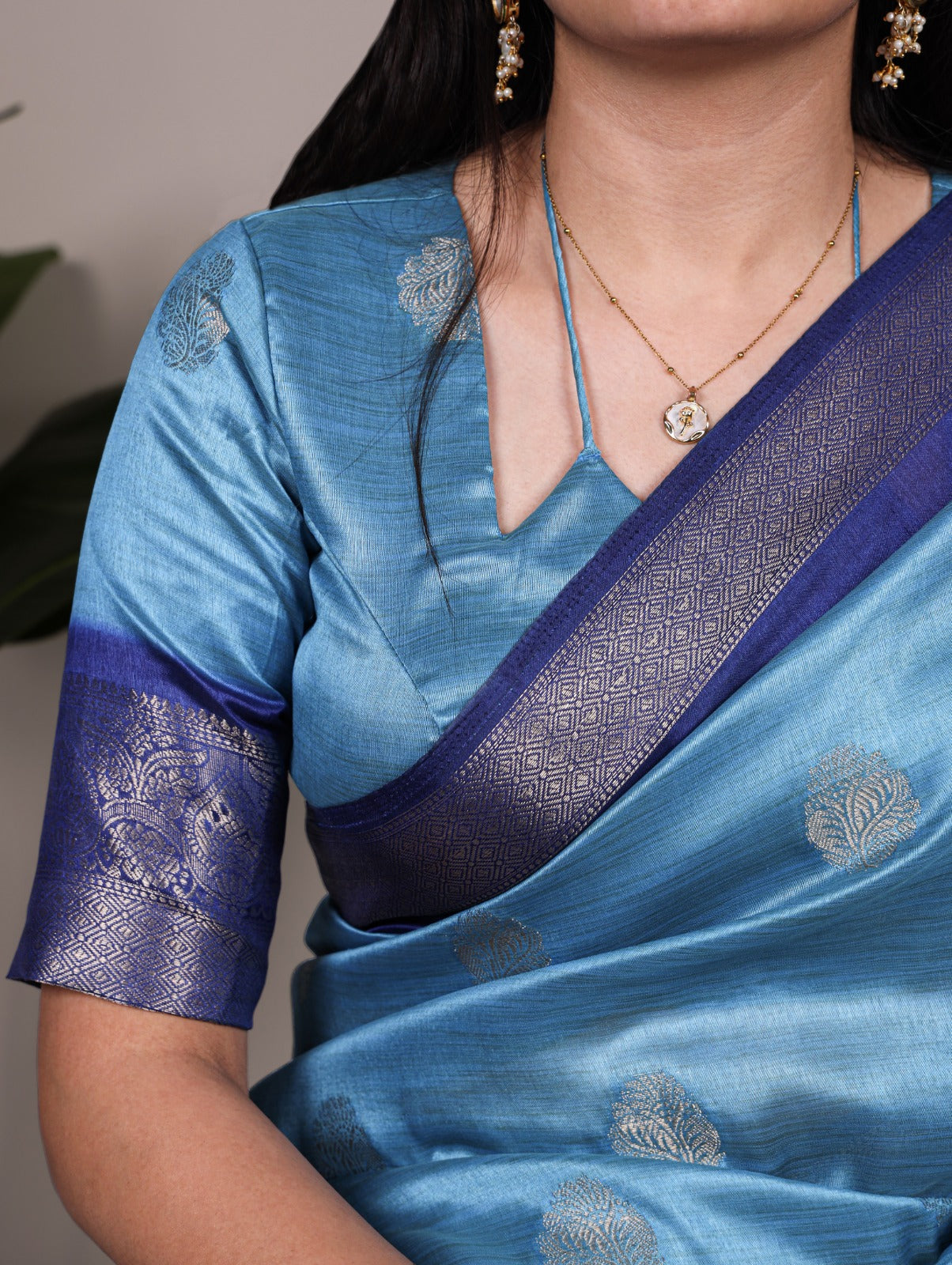 The perfect saree for when you want timeless beauty and modern grace