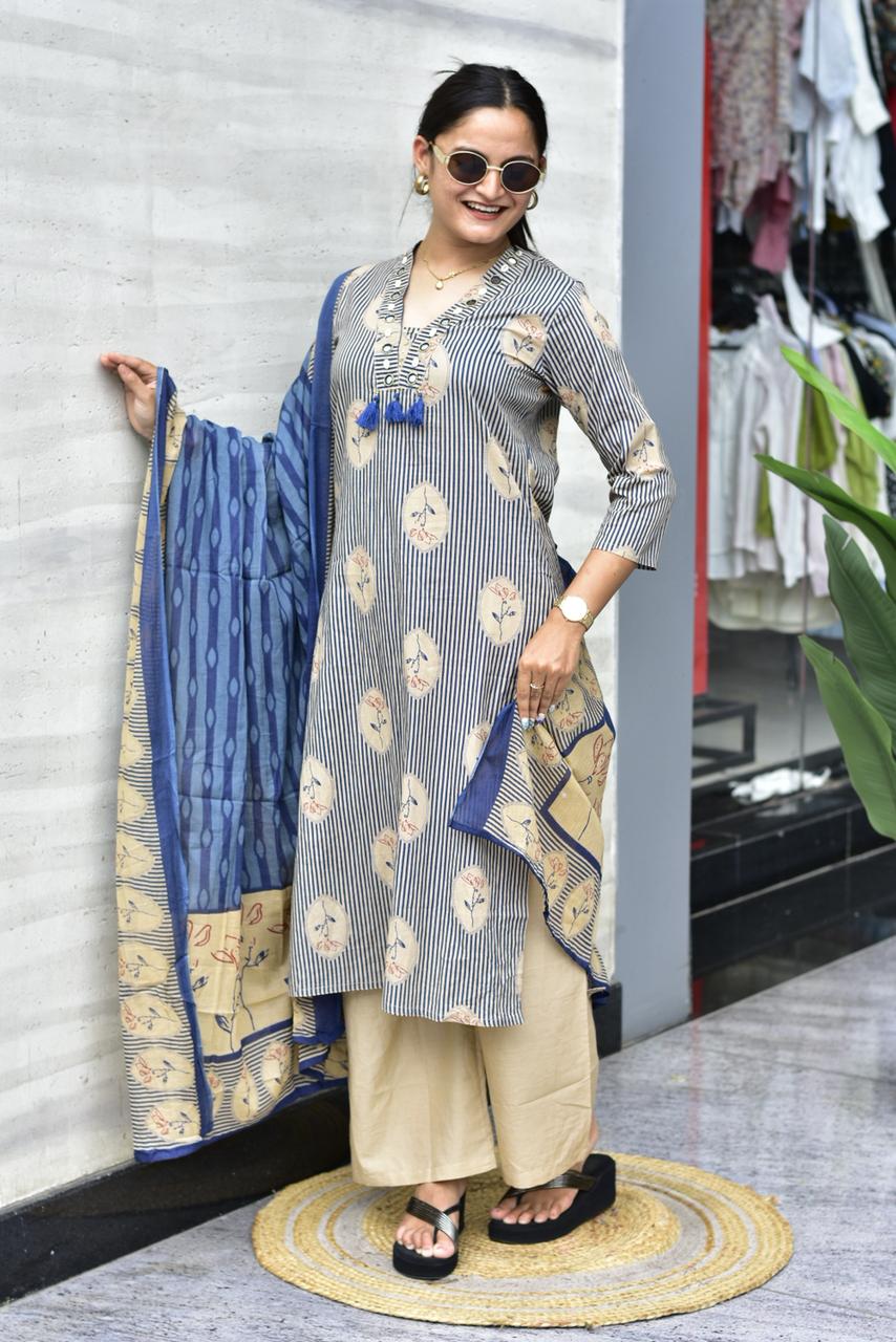 Women's Printed Kurta Dupatta Set with Straight Palazzo