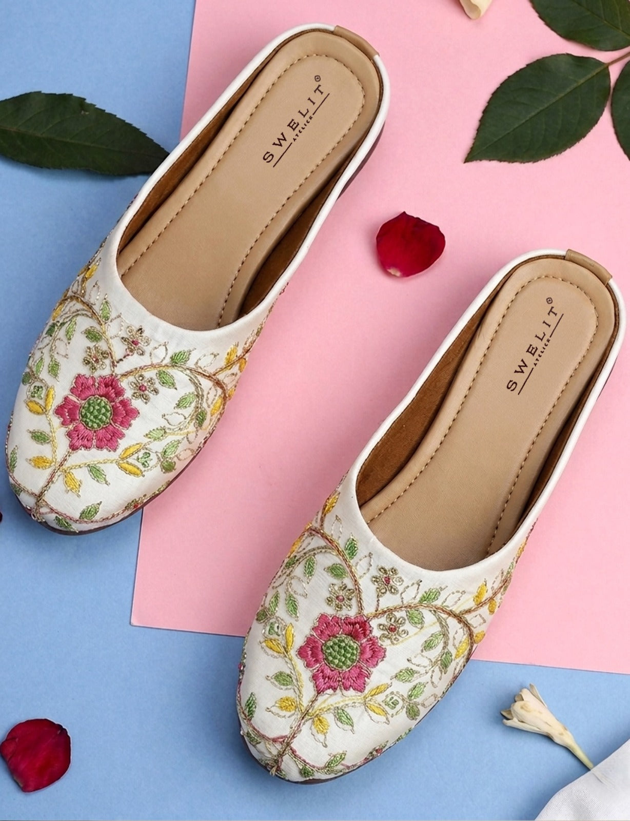 Women's White Floral Embroidered Ethnic Mule Jutti – Slip-On Flat Footwear