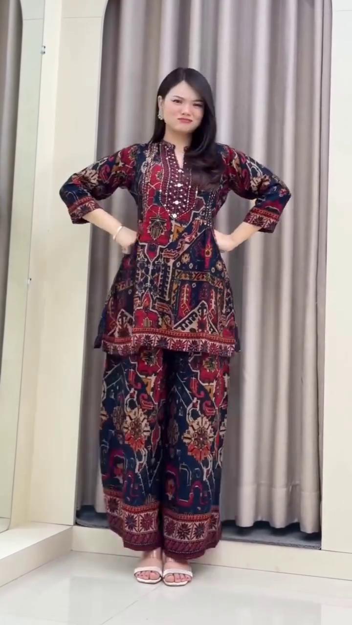 Women's Traditional Ajrak Print Kurta Set