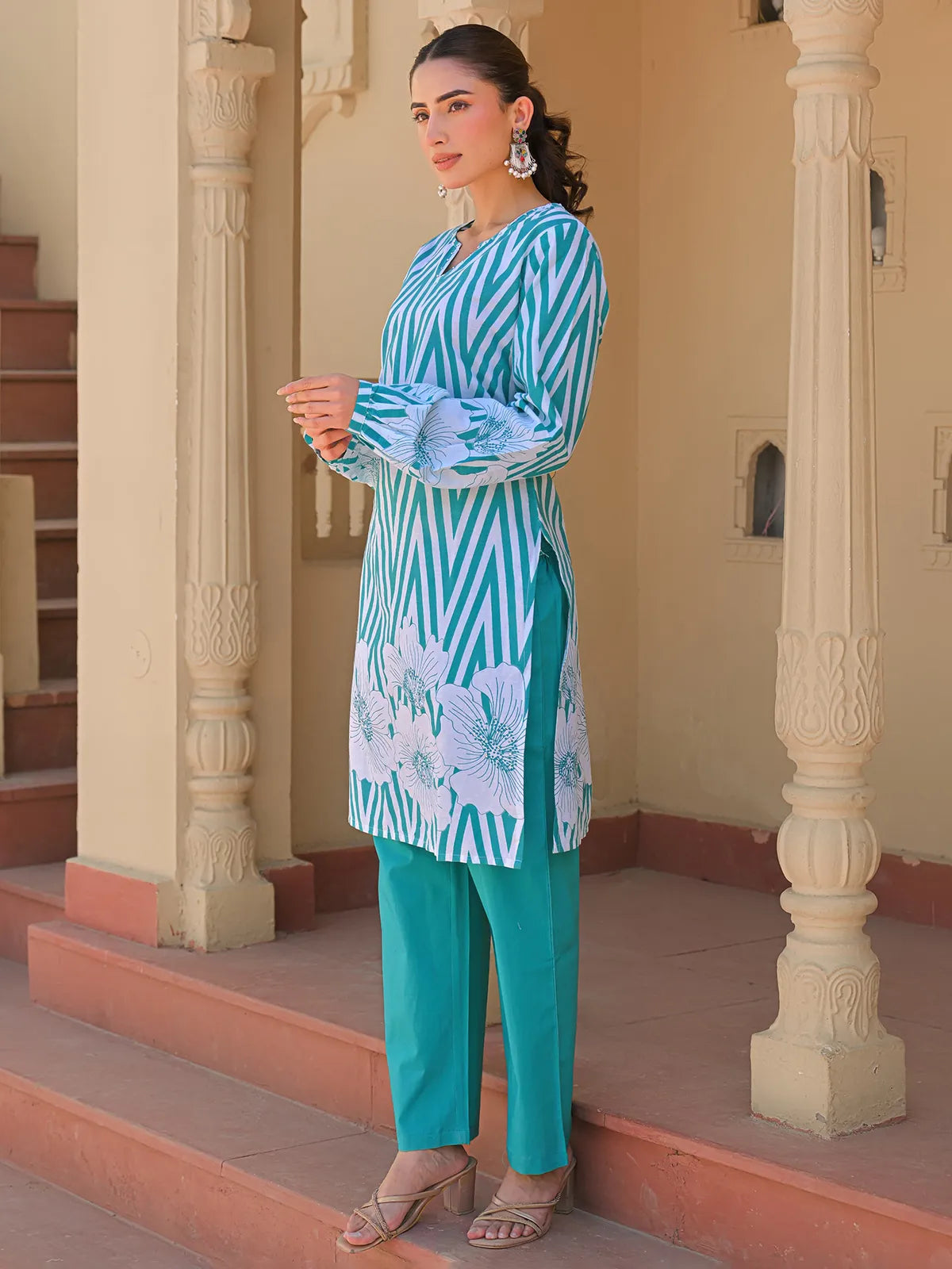 Abstract Floral Stripes Printed & Embroidered Straight Fit Kurta with Pant