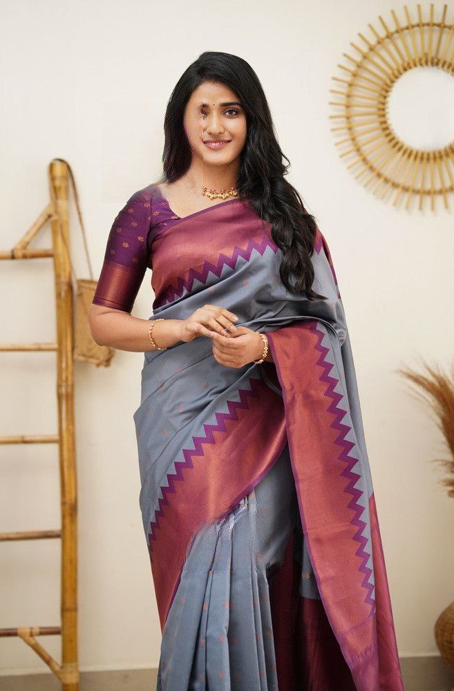 Woven Kanjeevaram Silk Saree with Contrast Border