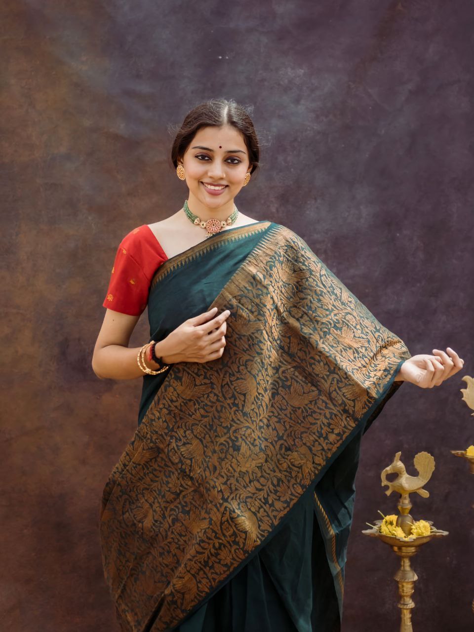 Kanjeevaram Heavy Bordered Zari Woven Saree