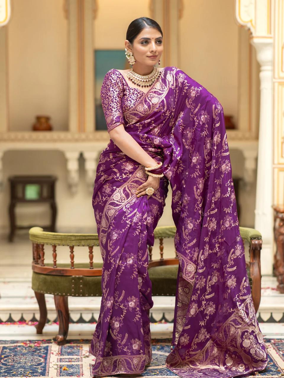 Ethnic Motifs Woven Design Pure Silk Kanjeevaram Saree