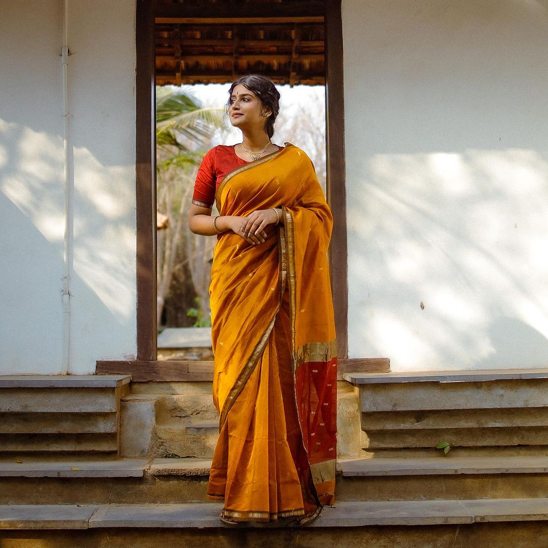 Serendipity Yellow Cotton Silk Saree With Enchanting Blouse Piece