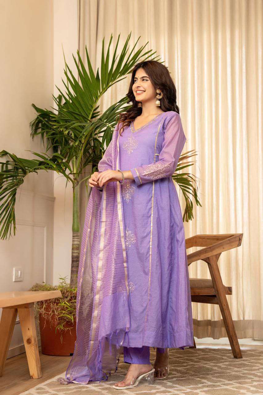 Graceful Lavender Embroidered Cotton Silk Kurta Set with Dupatta