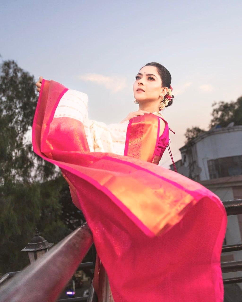 Striped Zari Kanjeevaram Saree