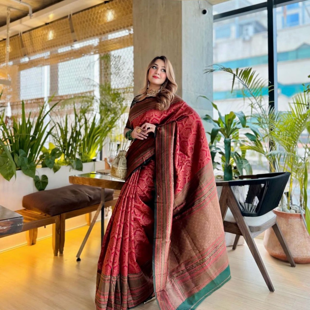 Eloquence Maroon Soft Silk Saree With Flamboyant Blouse Piece