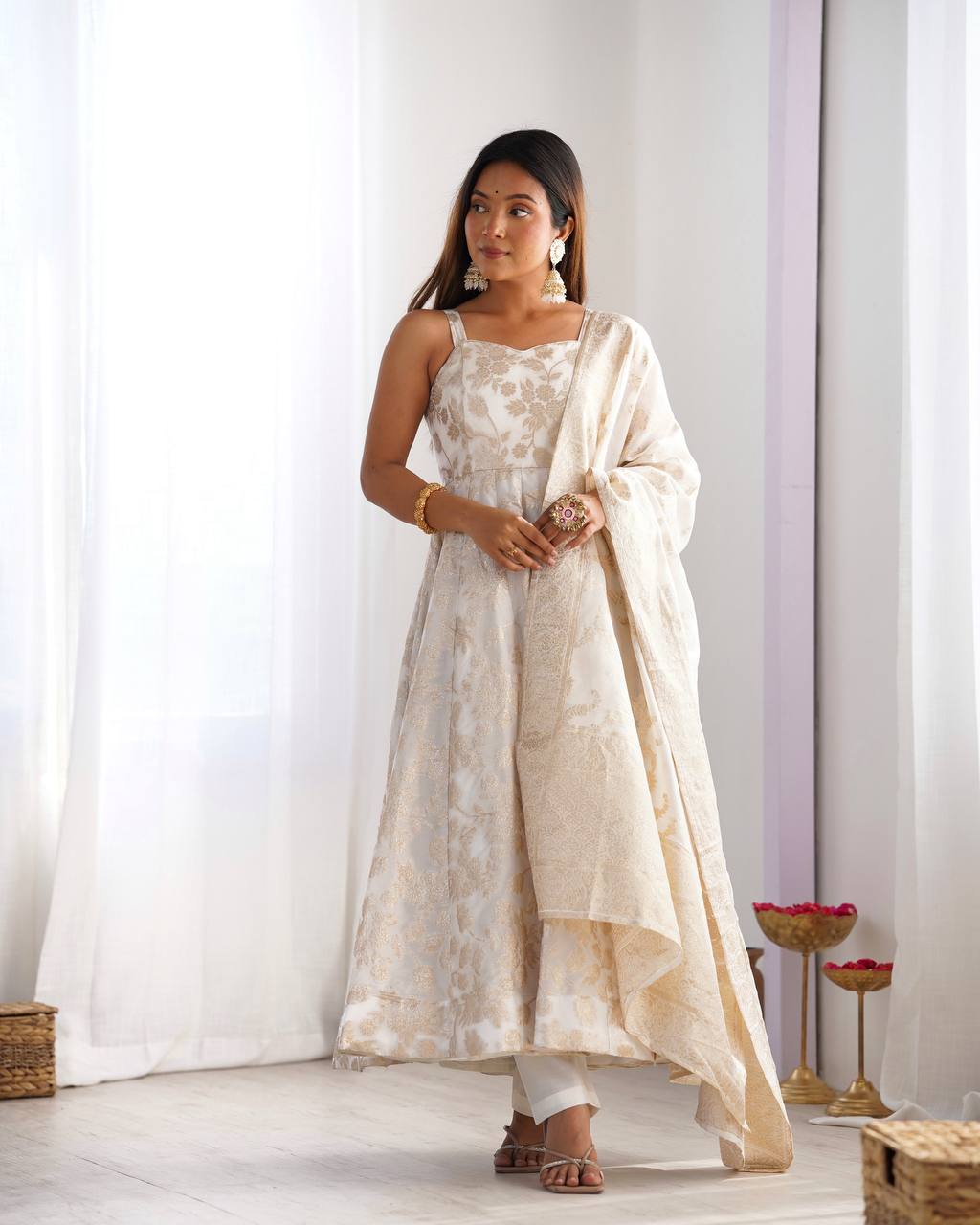Elegant Off-White Floral Anarkali Suit Set with Dupatta – Festive & Party Wear